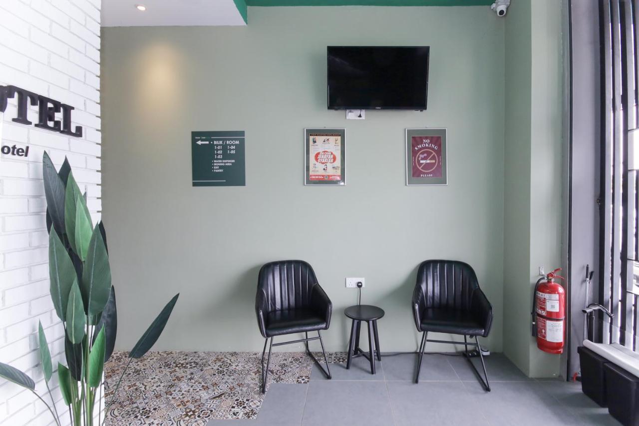 ספאנג Oyo 90399 Green Home Hotel Syariah מראה חיצוני תמונה
