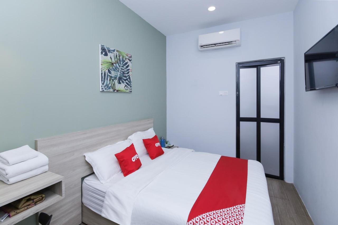 ספאנג Oyo 90399 Green Home Hotel Syariah מראה חיצוני תמונה