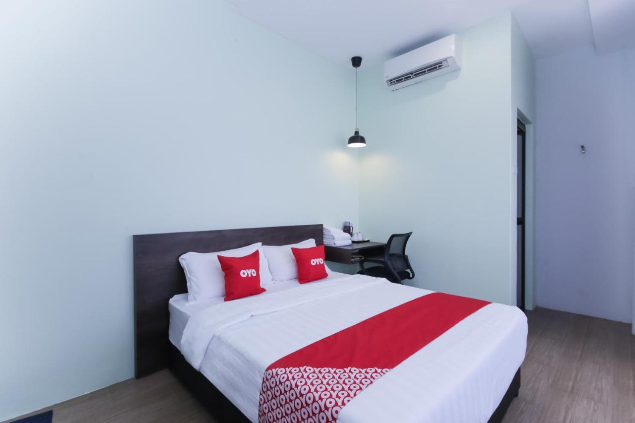ספאנג Oyo 90399 Green Home Hotel Syariah מראה חיצוני תמונה